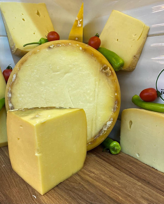 Eski Kars Kaşar Peyniri (Tam Yağlı)